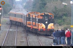 124 + 134 shunting at Ballybropy on the ITG 'Supertrain' railtour, 14/10/06