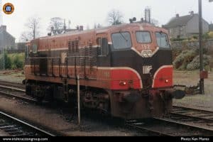 152 awaits its next duty at Dundalk, 27/11/1992