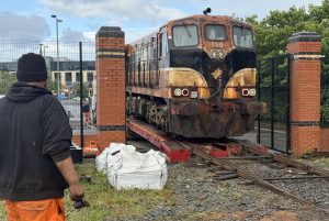 181 class locomotive No.190 is unloaded from a lowloader at Downpatrick.